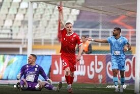 واکنش بازیکن خارجی پرسپولیس به فسخ قرارداد