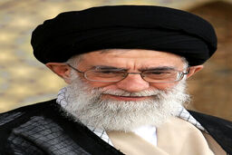 تصاویر کمتر دیده شده از رهبر انقلاب آیت‌الله خامنه‌ای