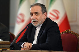 عراقچی: میدان و دیپلماسی هماهنگ و در یک جبهه واحد هستند