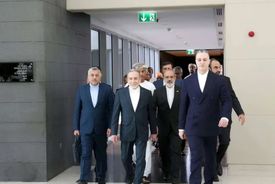 چرا مذاکرات برای دقایقی متوقف شد؟