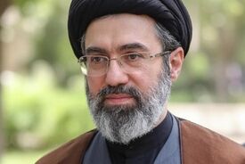 روزنامه نزدیک به قالیباف: مخاطب پیام اخیر رهبری یک طیف خاص نیست