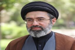 آیت الله سید مجتبی خامنه‌ای سال ۱۴۰۵ را به نام اقتصاد مقاومتی در سایه وحدت ملی و امنیت ملی نامیدند