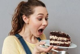 چرا مغز از شیرینی دل نمی‌کند؟
