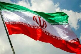 روزنامه اعتماد: تندروها ناخواسته جاده‌صاف‌کن کسانی شده‌اند که رویای انزوای ایران را در سر می‌پرورانند